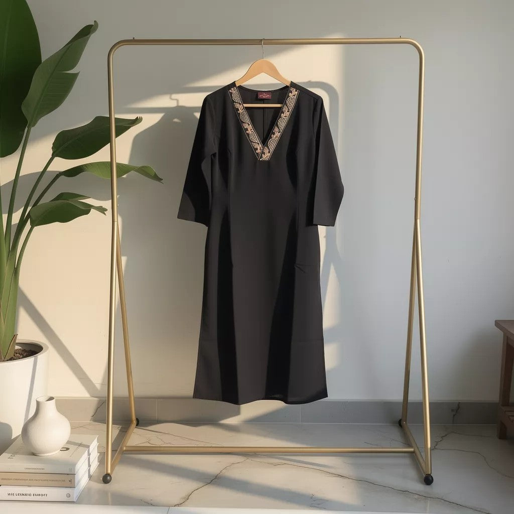 Classic Black Embroidered Straight Cotton Kurta HO2 XL3